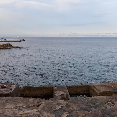 Breathtaking Seafront 3Bd W/ Balcony, Sliema Coast By 360 Estates Apartment Exterior photo